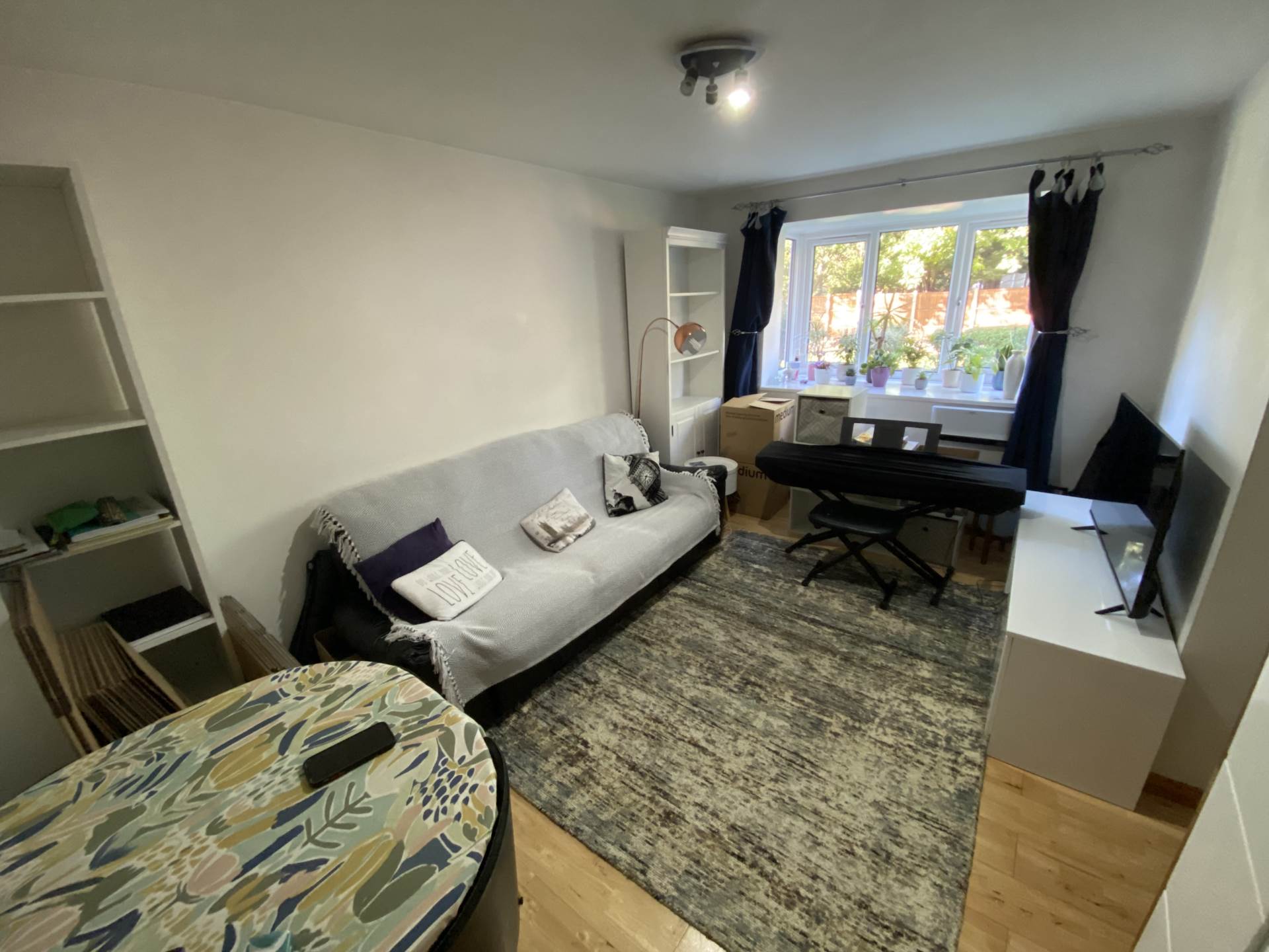 Additional Property Image 1 bedroom Flat for sale in London 2