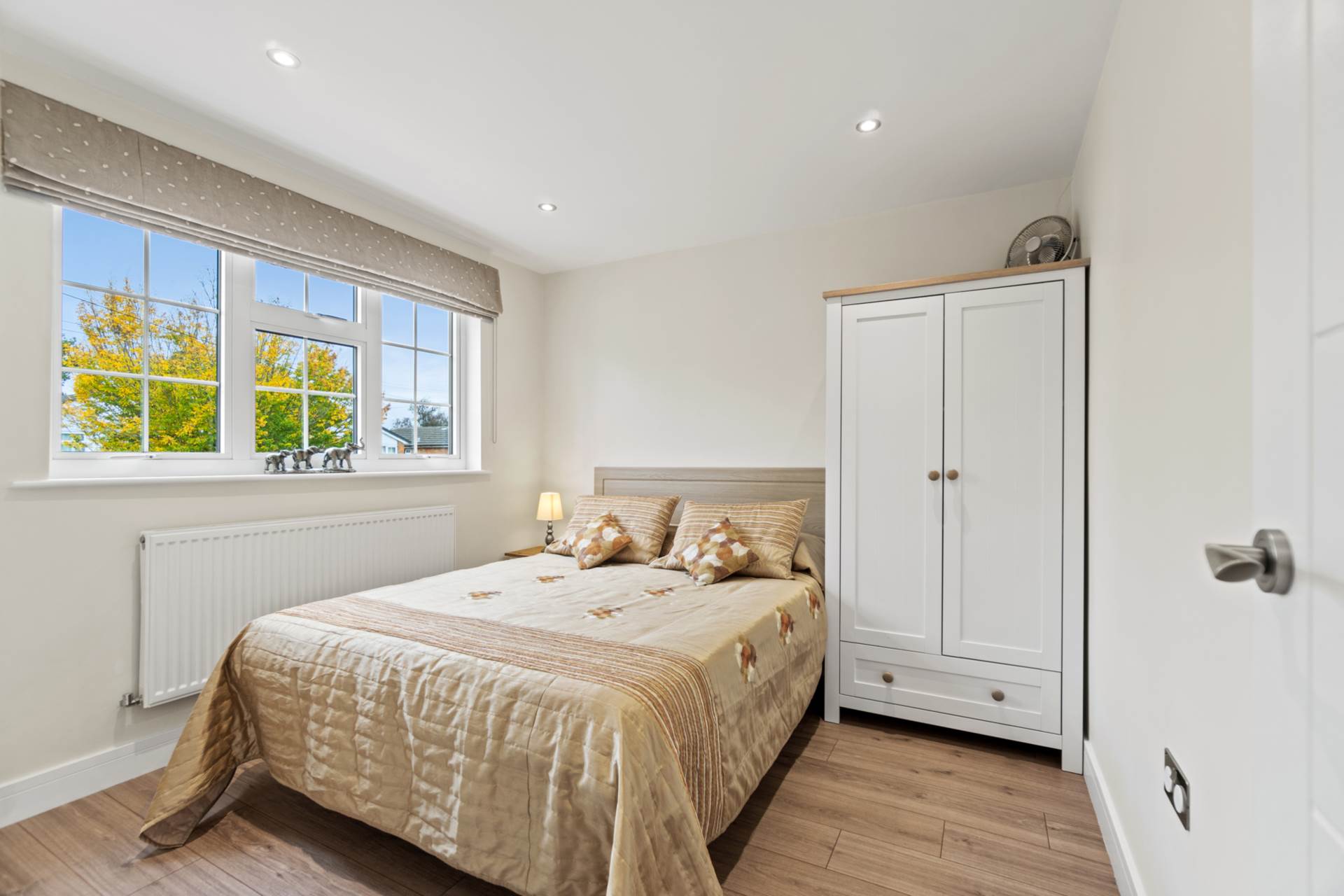 Additional Property Image 4 bedroom Detached for sale in Borehamwood 8