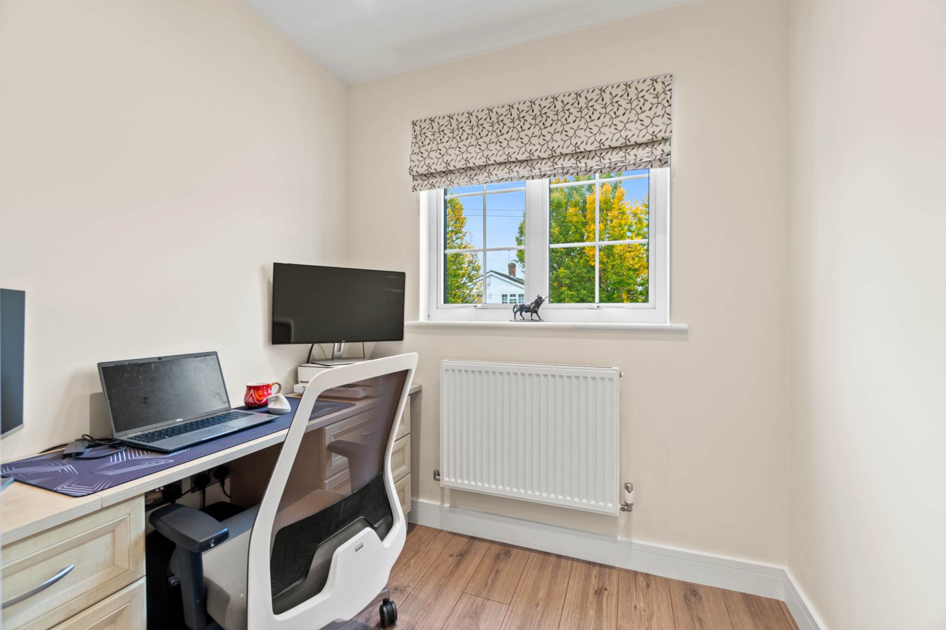 Additional Property Image 4 bedroom Detached for sale in Borehamwood 10
