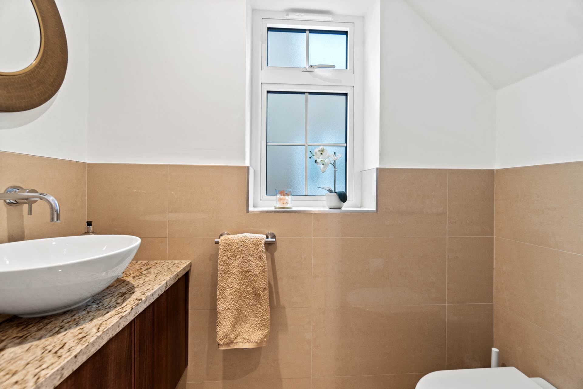 Additional Property Image 4 bedroom Detached for sale in Borehamwood 11