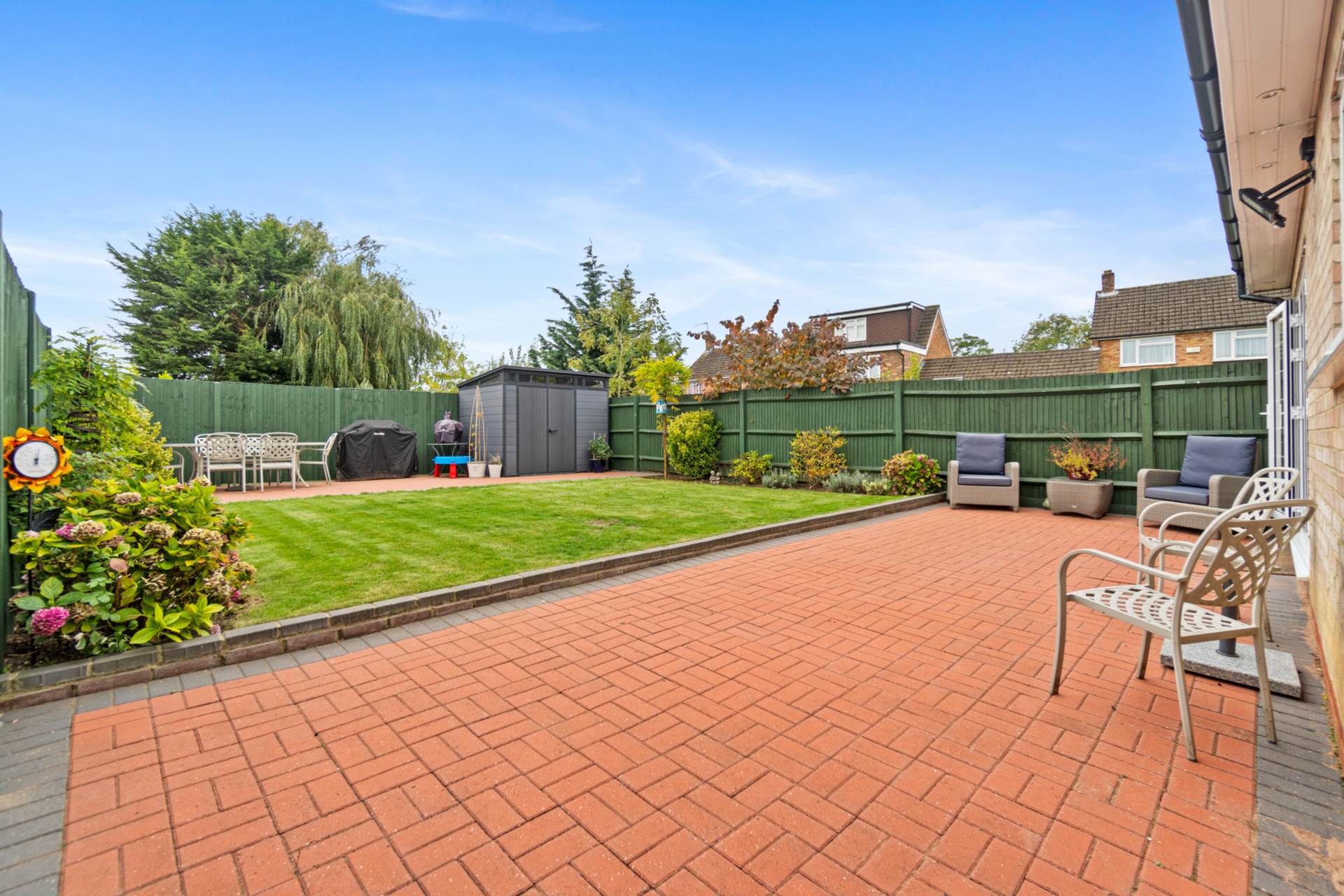 Additional Property Image 4 bedroom Detached for sale in Borehamwood 13