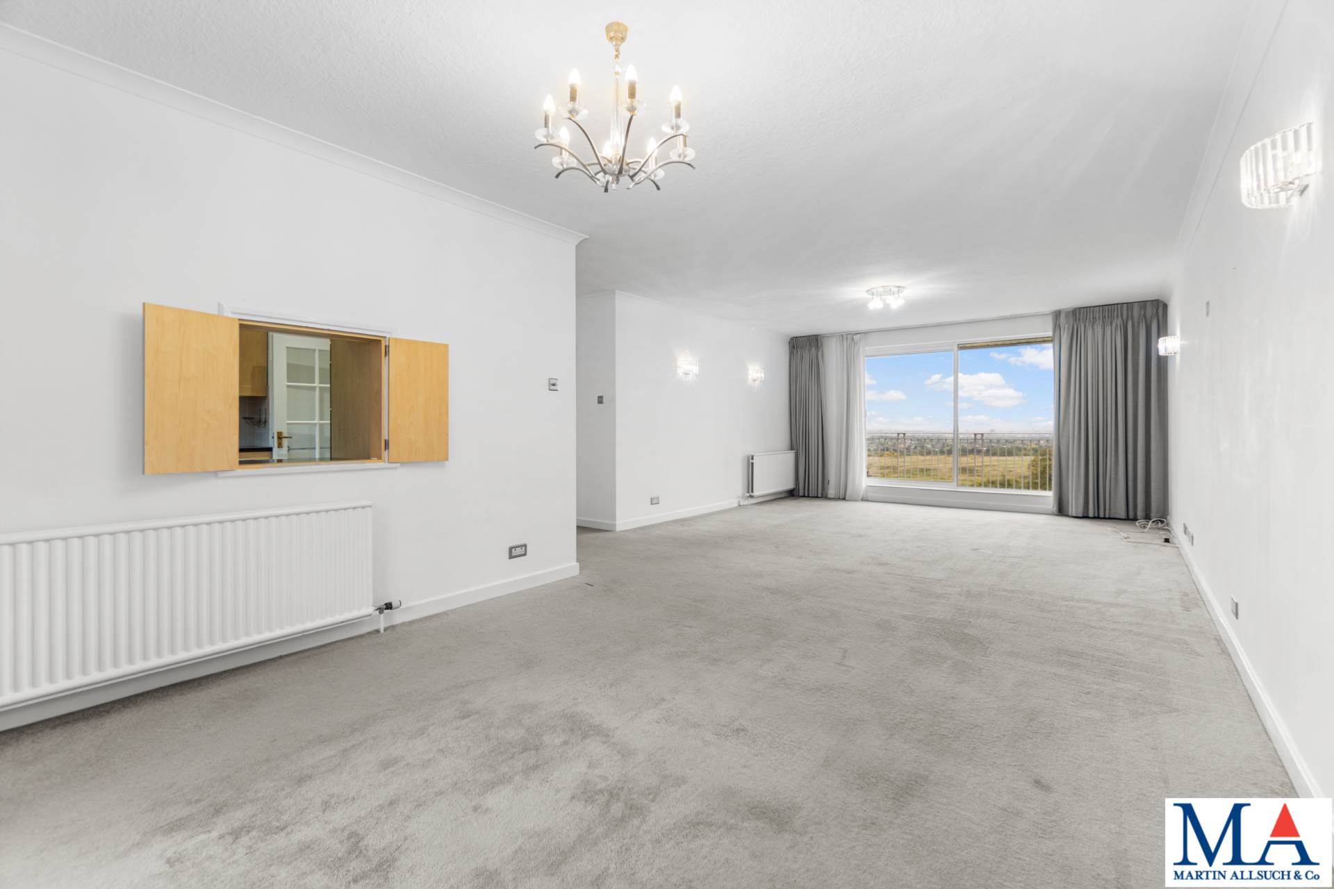 Additional Property Image 3 bedroom Flat for sale in Borehamwood 5