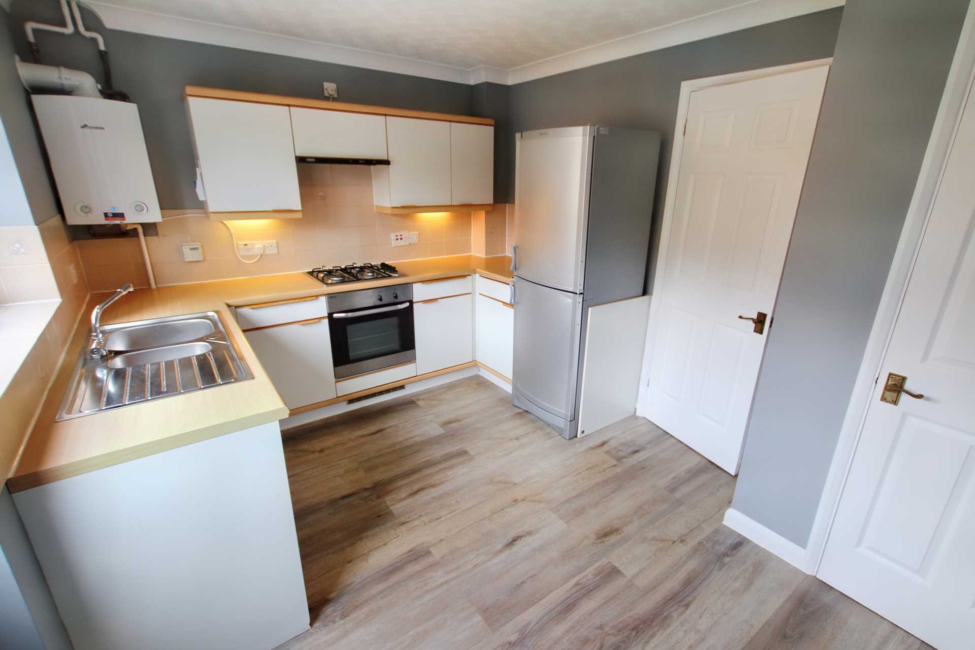 Additional Property Image 2 bedroom Terraced to rent in Aylesbury 3