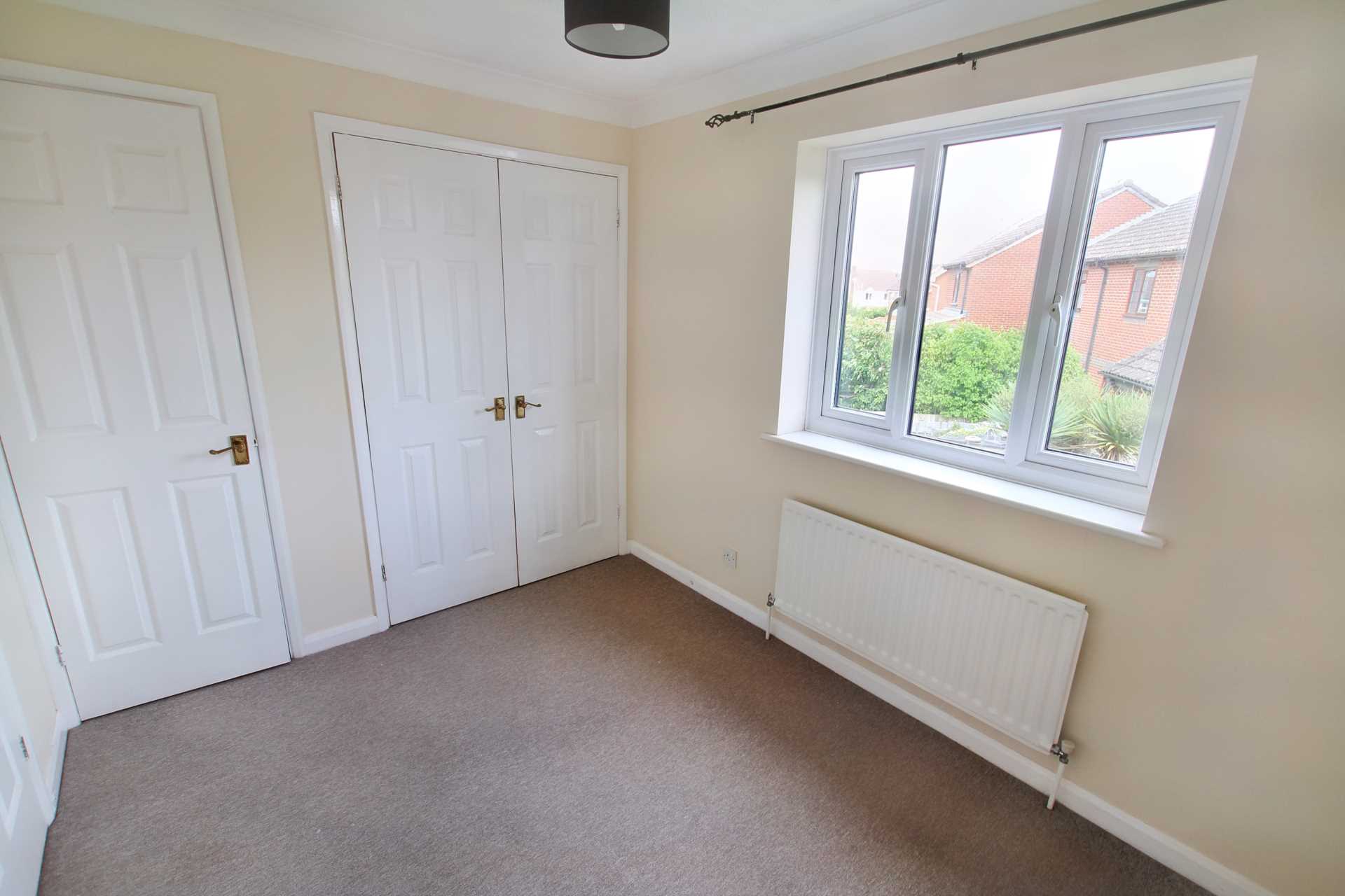 Additional Property Image 2 bedroom Terraced to rent in Aylesbury 6