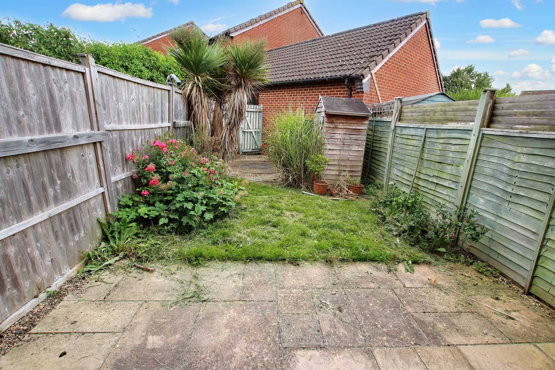 Additional Property Image 2 bedroom Terraced to rent in Aylesbury 9