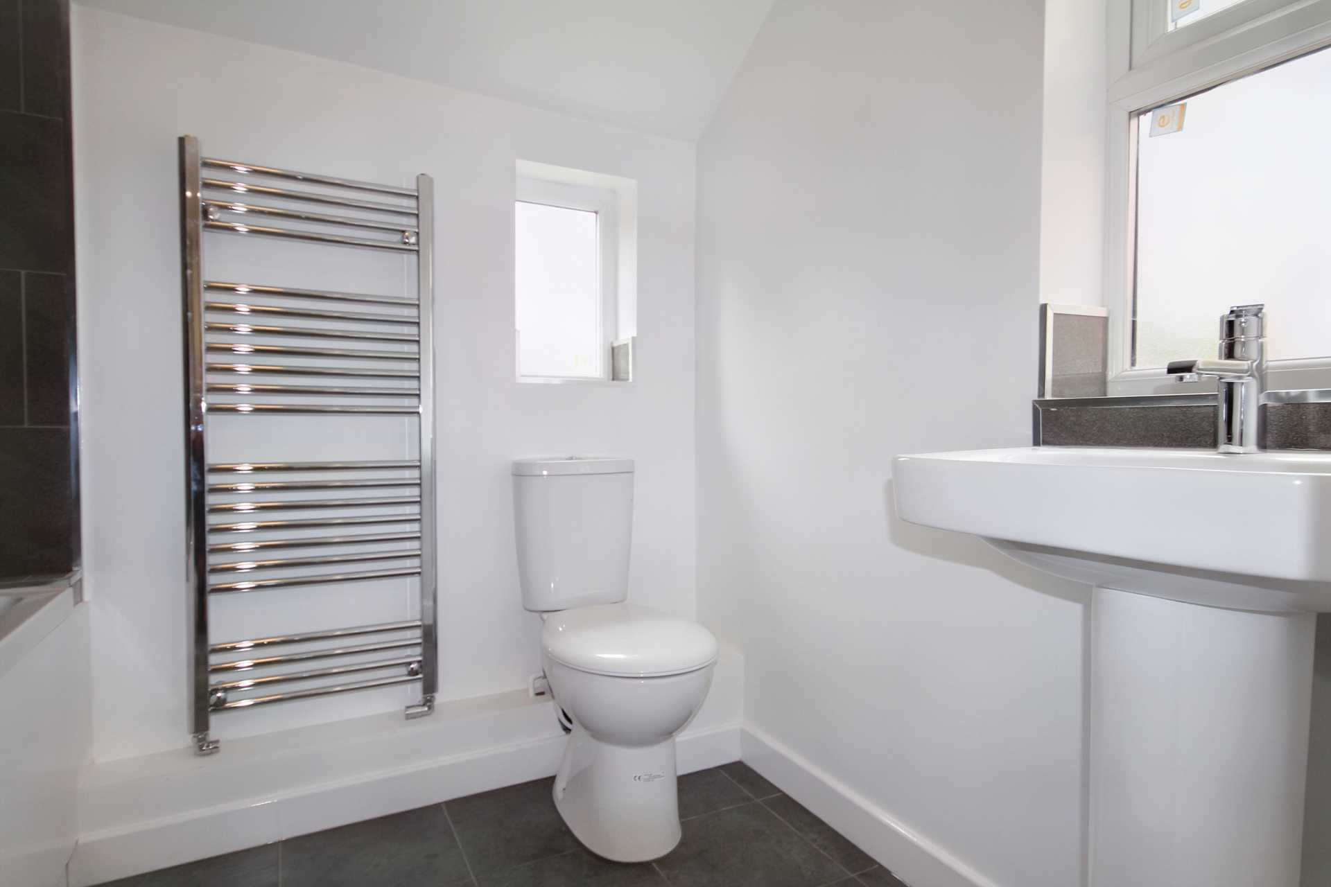 Additional Property Image 3 bedroom Terraced to rent in Aylesbury 4