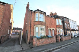 1 bedroom Maisonette to rent in Aylesbury