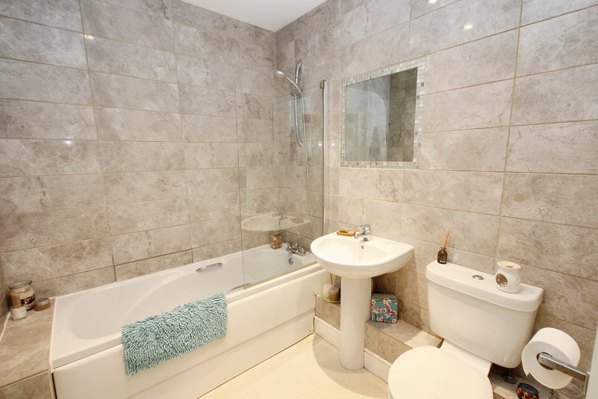 Additional Property Image 2 bedroom Apartment for sale in Aylesbury 9