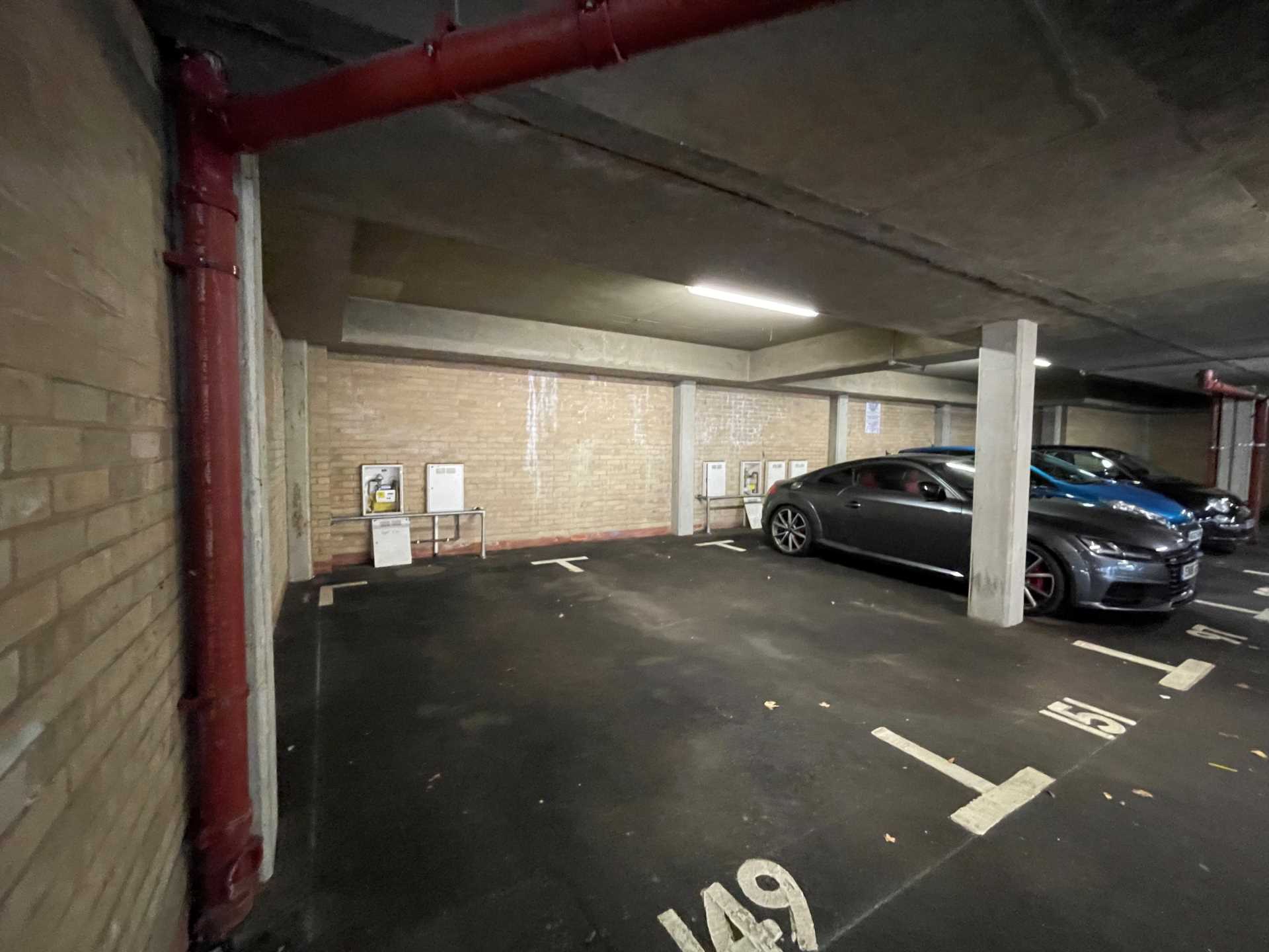 Additional Property Image 2 bedroom Apartment for sale in Aylesbury 13