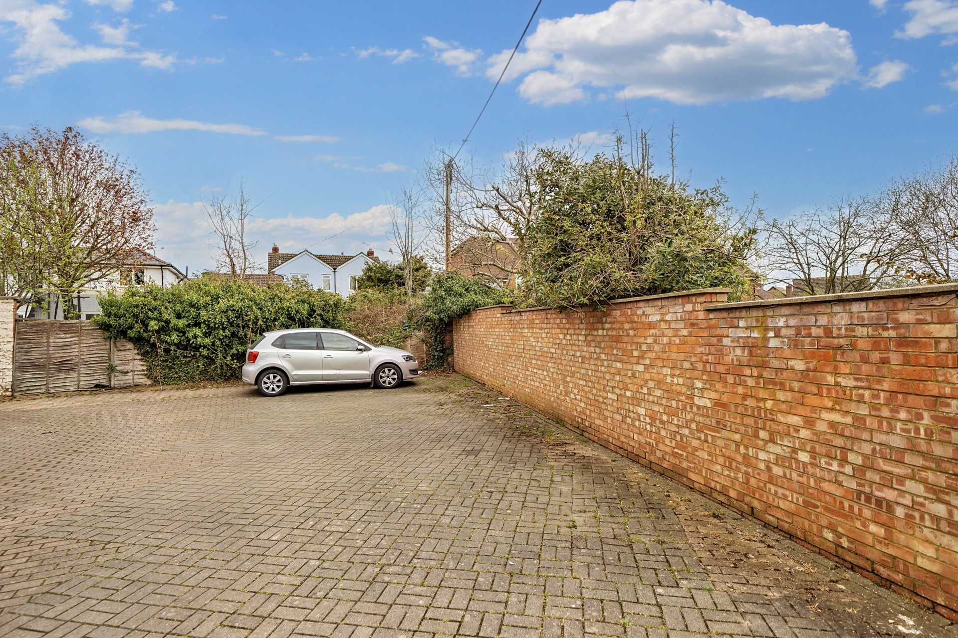 Additional Property Image 2 bedroom End of Terrace for sale in Aylesbury 16