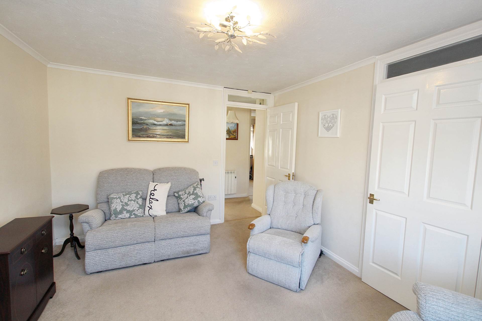 Additional Property Image 2 bedroom Flat for sale in Aylesbury 4