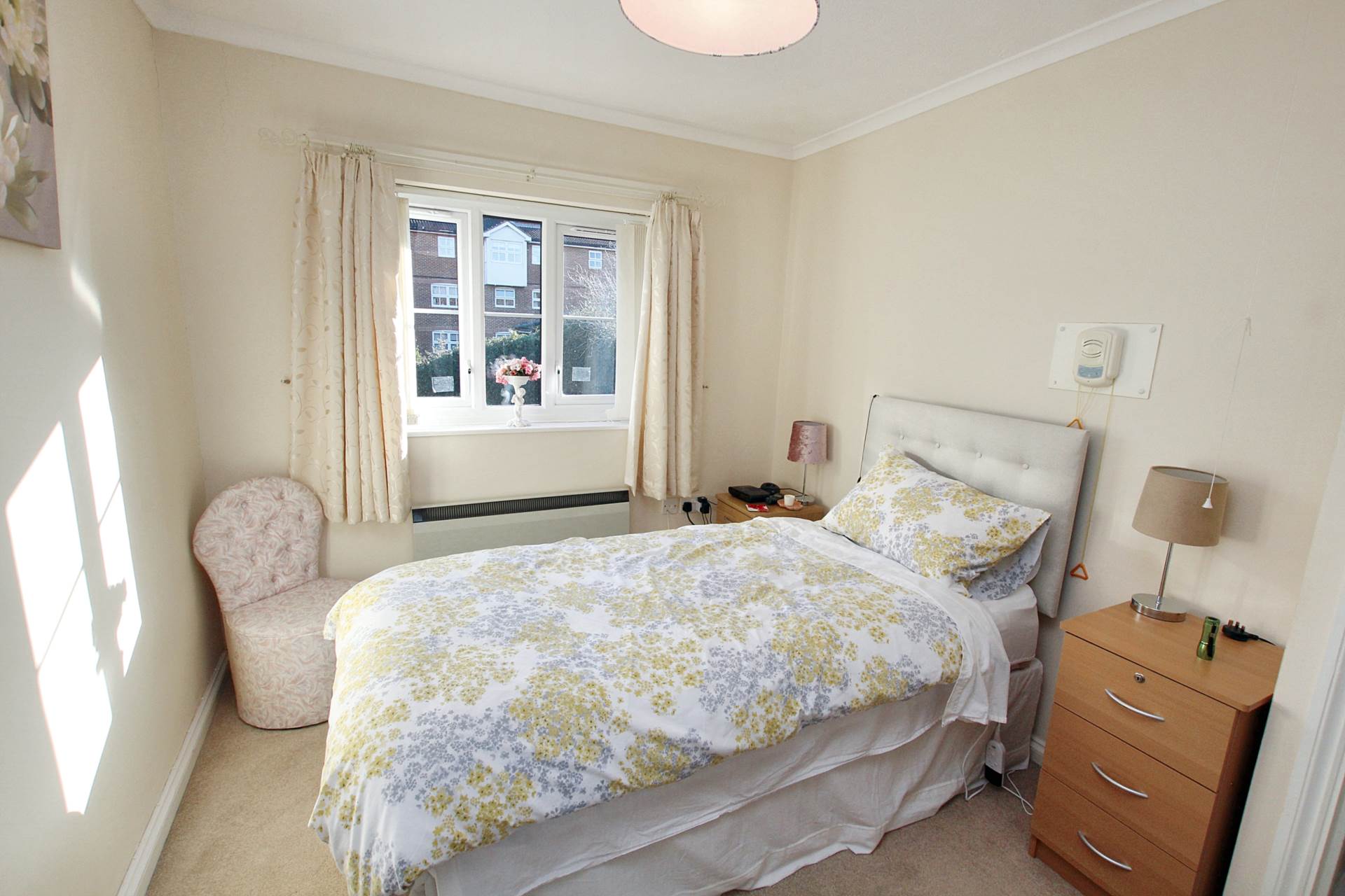 Additional Property Image 2 bedroom Flat for sale in Aylesbury 6