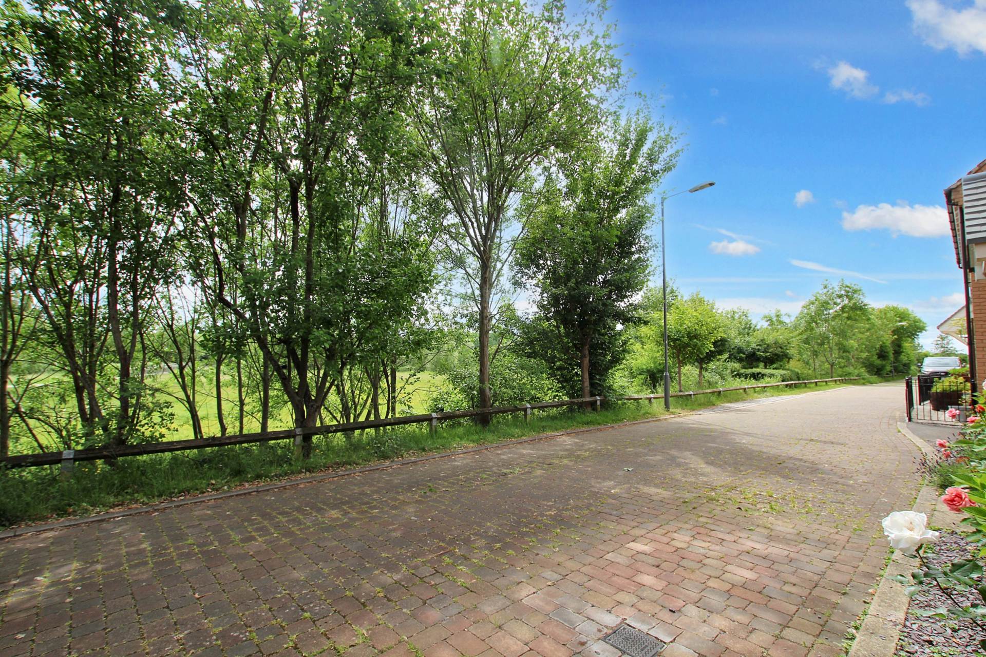 Additional Property Image 5 bedroom Detached for sale in Aylesbury 5