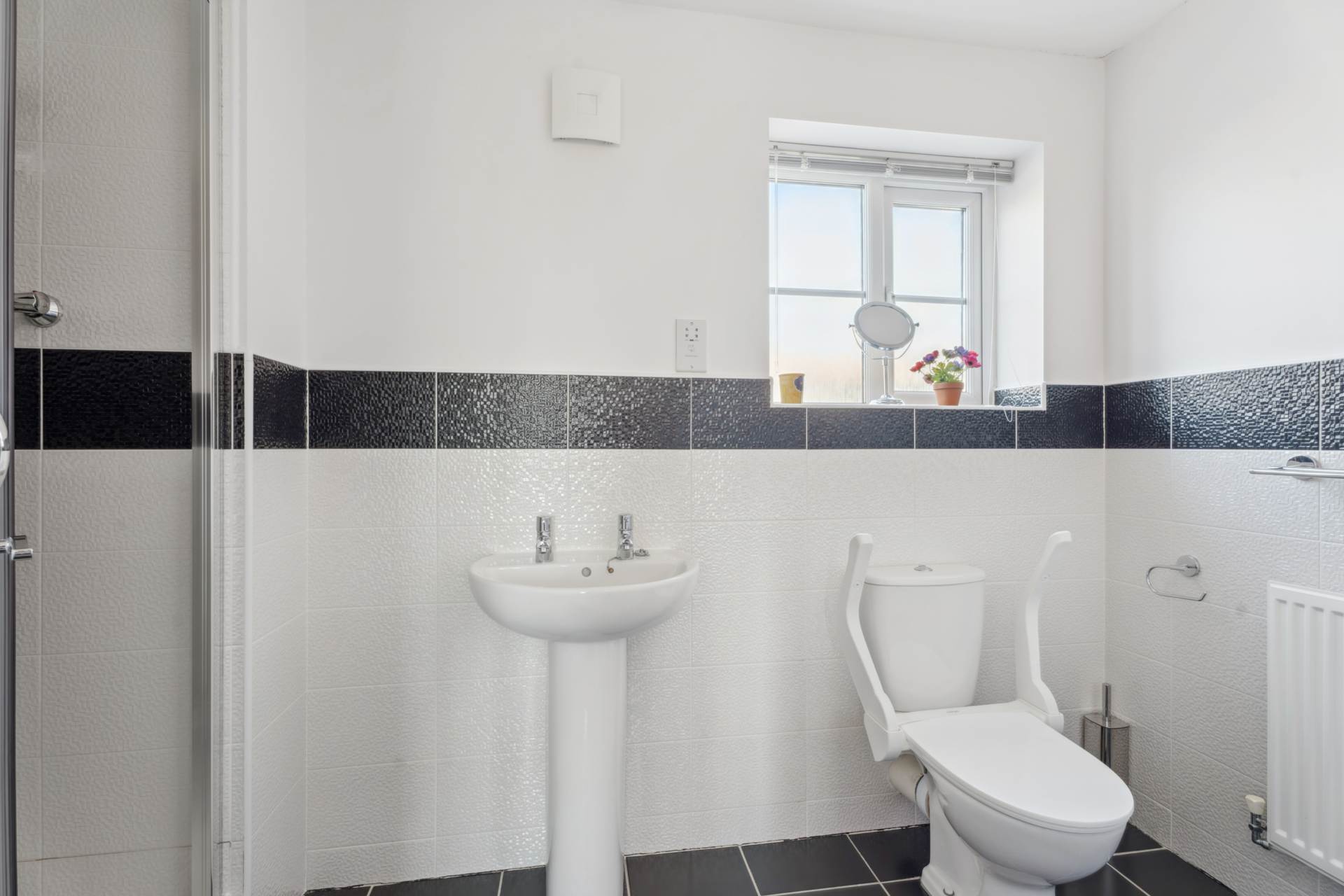Additional Property Image 5 bedroom Detached for sale in Aylesbury 16