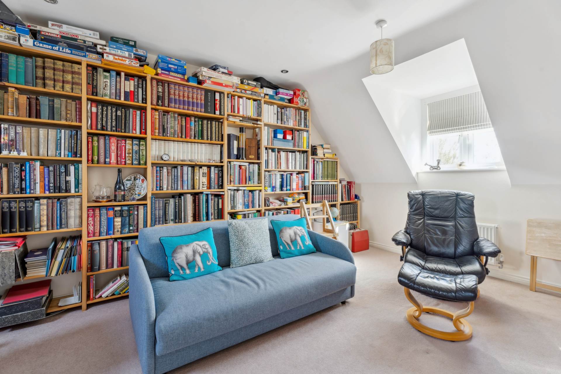 Additional Property Image 5 bedroom Detached for sale in Aylesbury 10