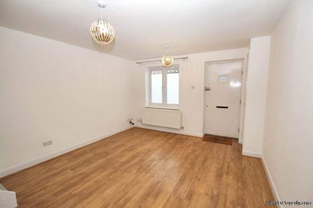 Additional Property Image 2 bedroom Terraced for sale in Aylesbury 5