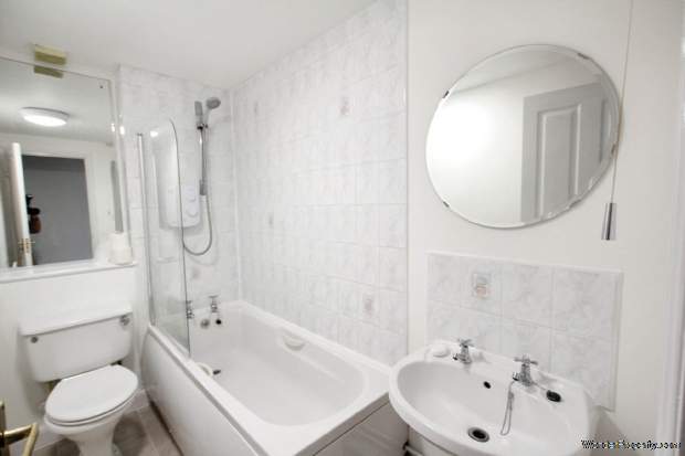 Additional Property Image 2 bedroom Terraced for sale in Aylesbury 7