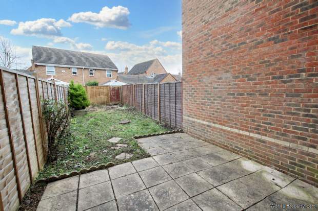 Additional Property Image 2 bedroom Terraced for sale in Aylesbury 10