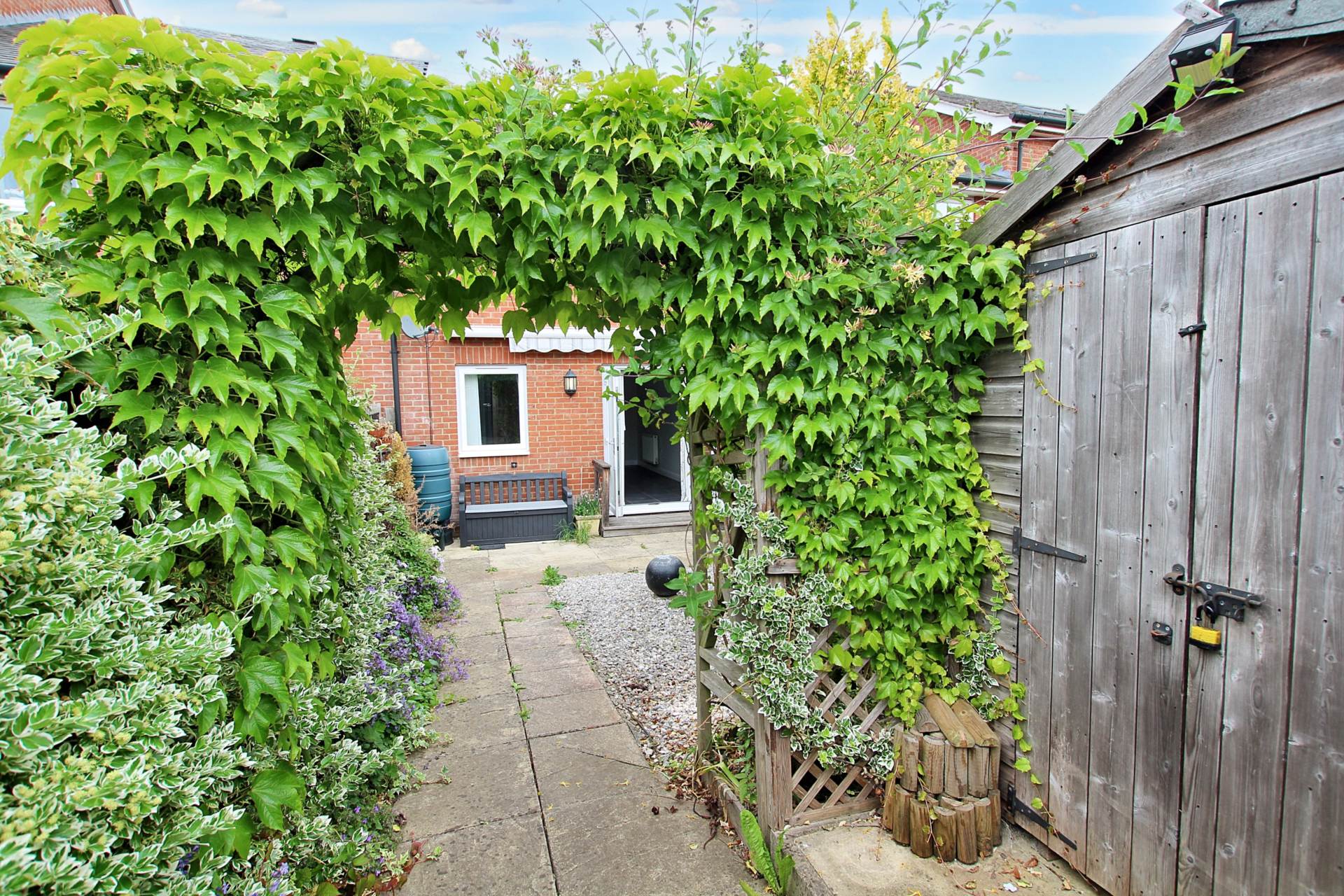 Additional Property Image 3 bedroom Terraced for sale in Aylesbury 22