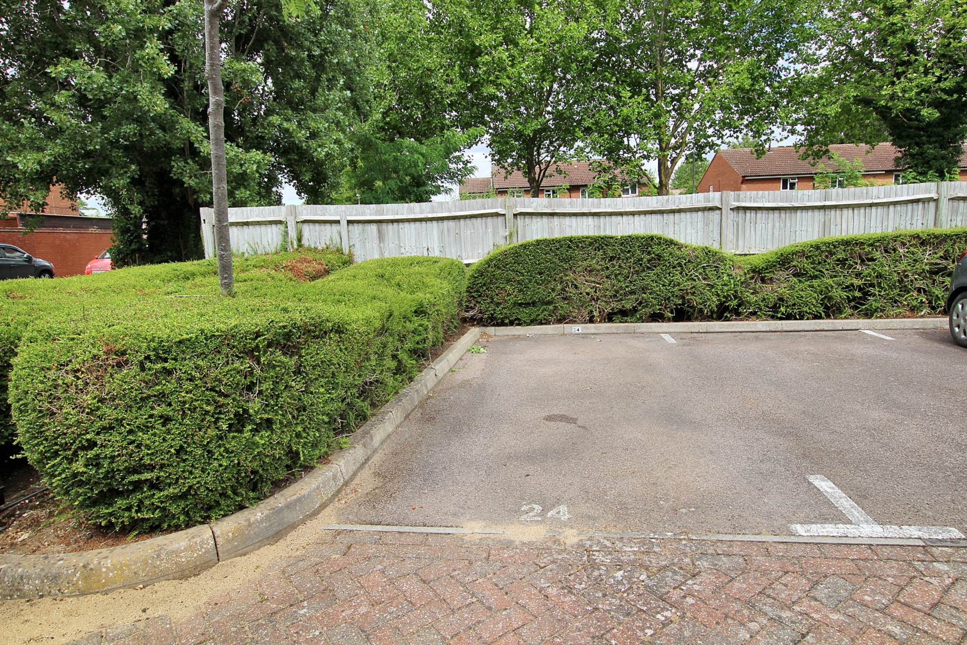 Additional Property Image 1 bedroom Flat for sale in Aylesbury 13