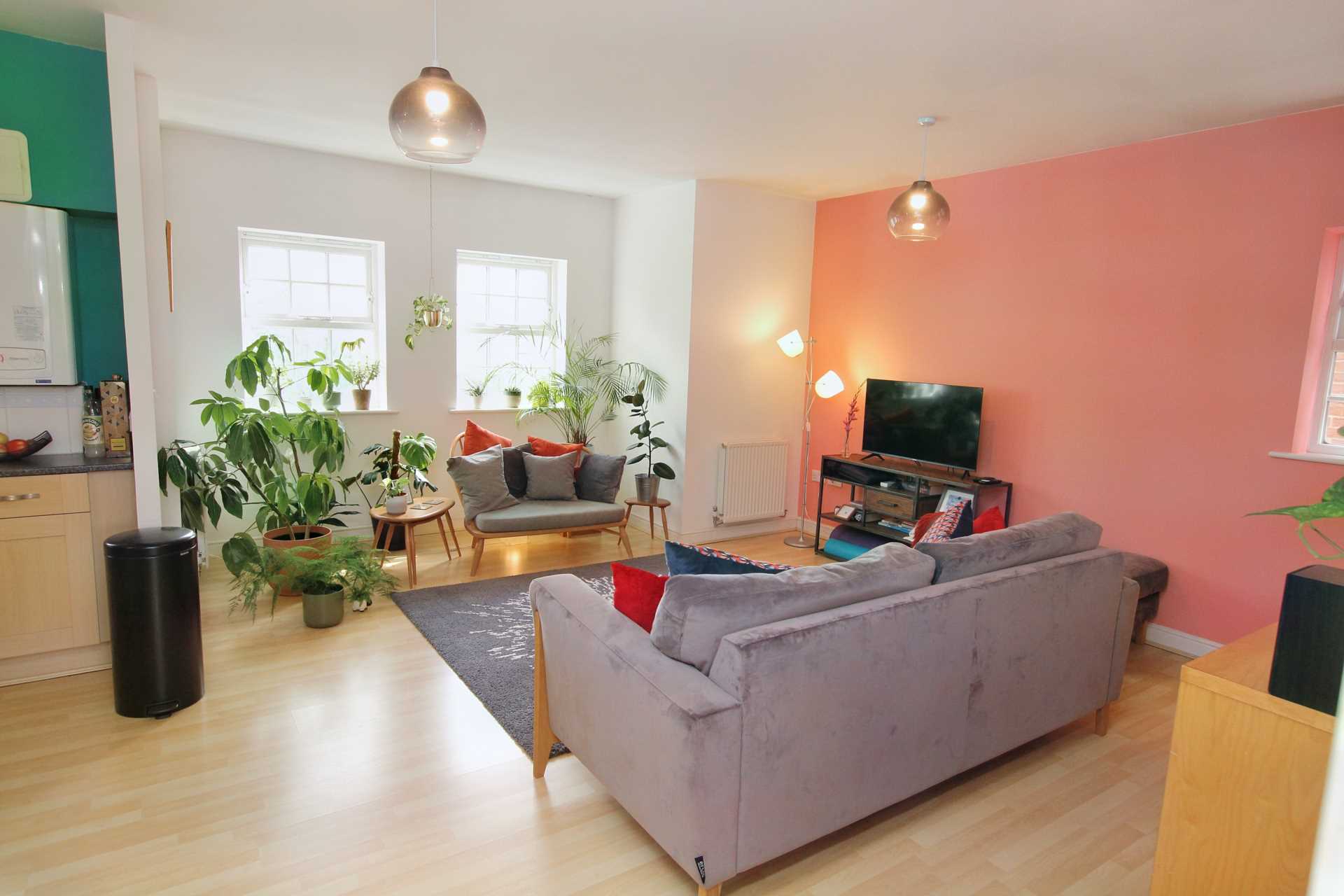 Additional Property Image 2 bedroom Apartment for sale in Aylesbury 2