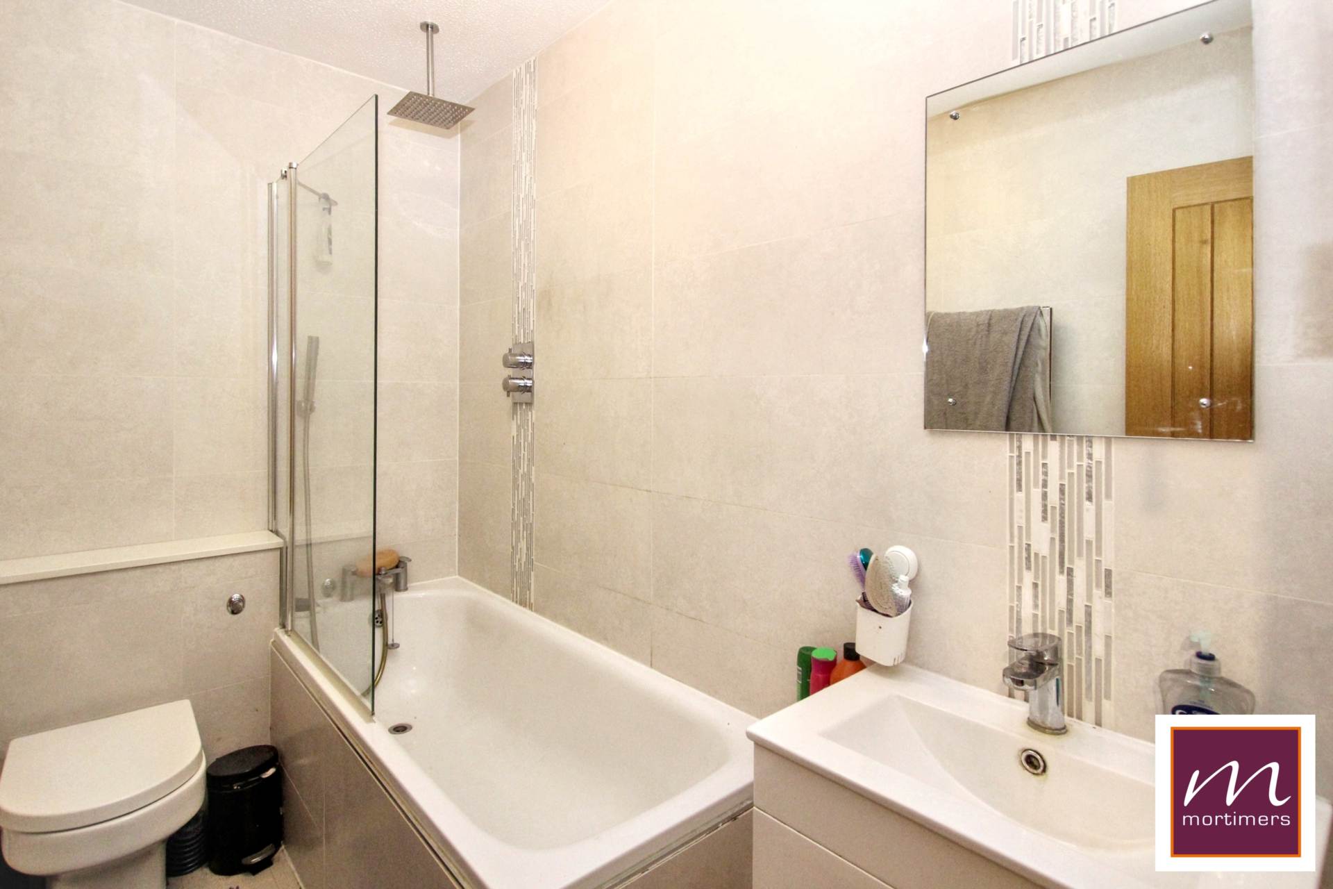 Additional Property Image 2 bedroom Terraced for sale in Aylesbury 10
