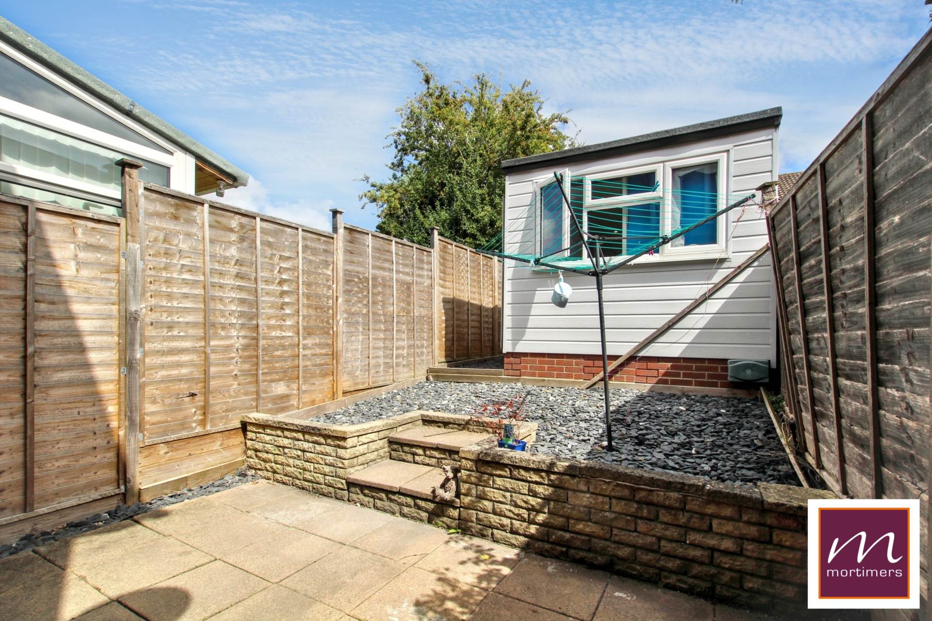 Additional Property Image 2 bedroom Terraced for sale in Aylesbury 13