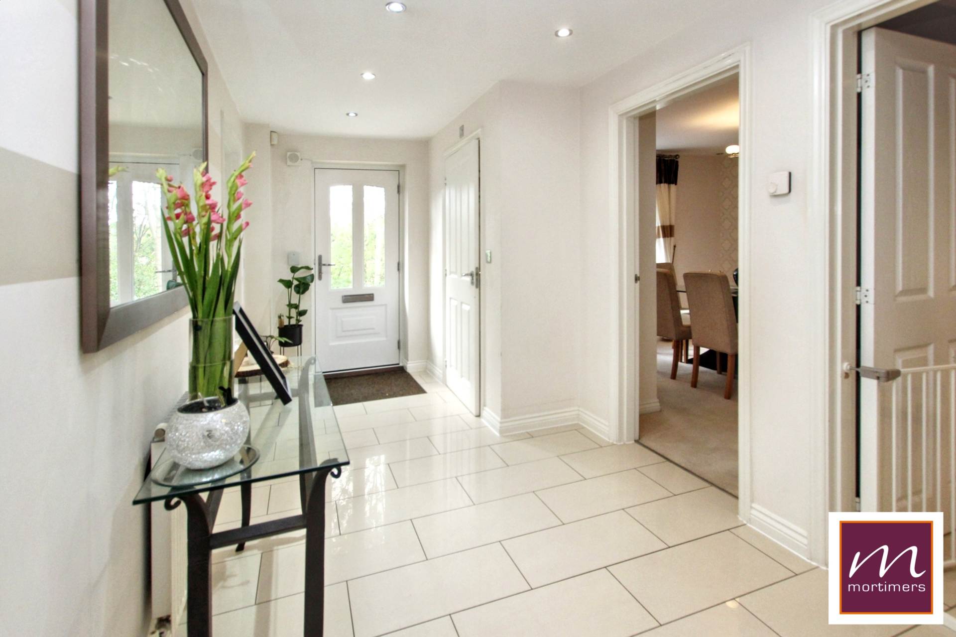 Additional Property Image 5 bedroom Detached for sale in Aylesbury 2