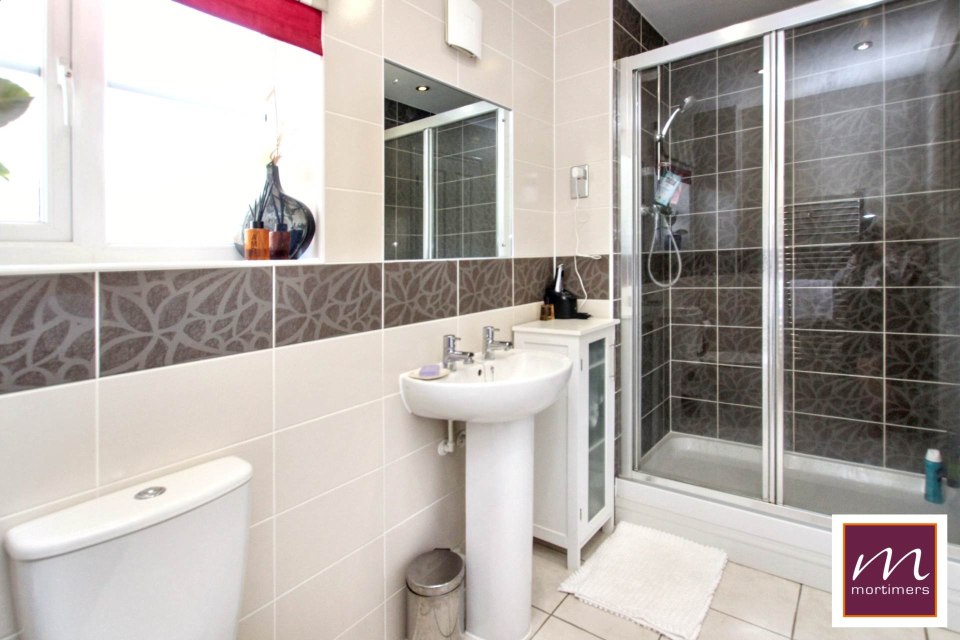 Additional Property Image 5 bedroom Detached for sale in Aylesbury 17