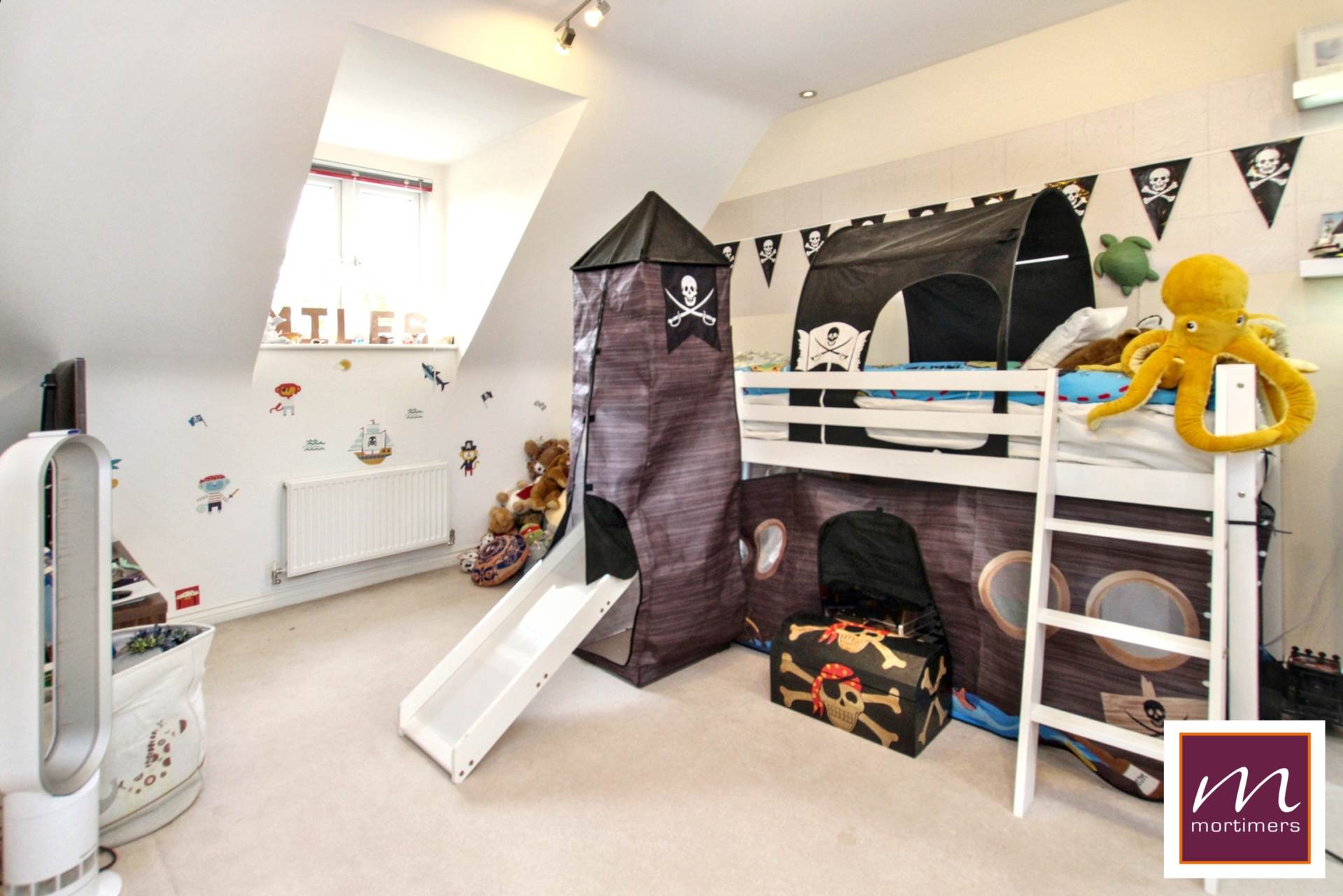 Additional Property Image 5 bedroom Detached for sale in Aylesbury 25