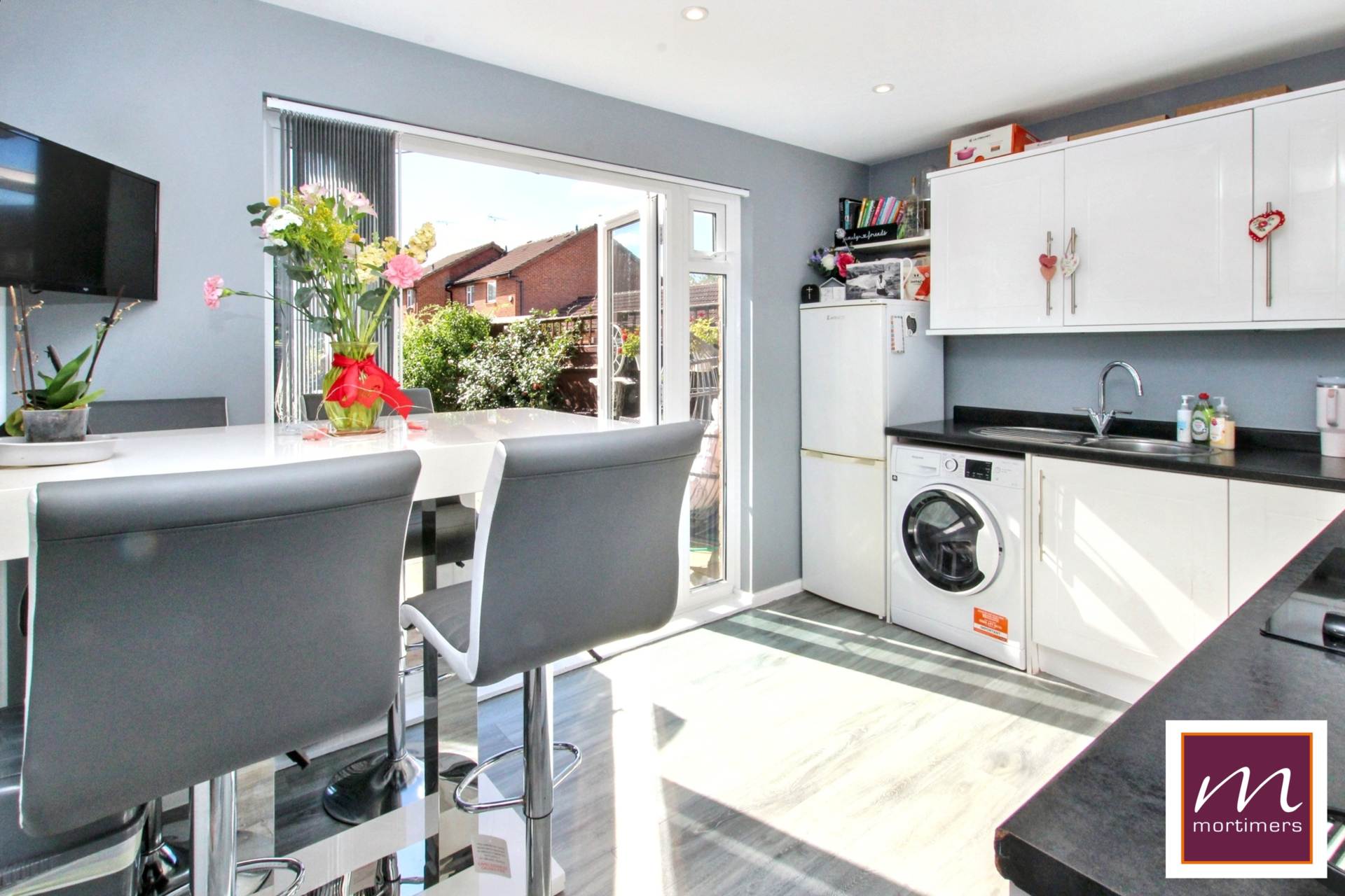 Additional Property Image 2 bedroom Terraced for sale in Aylesbury 2