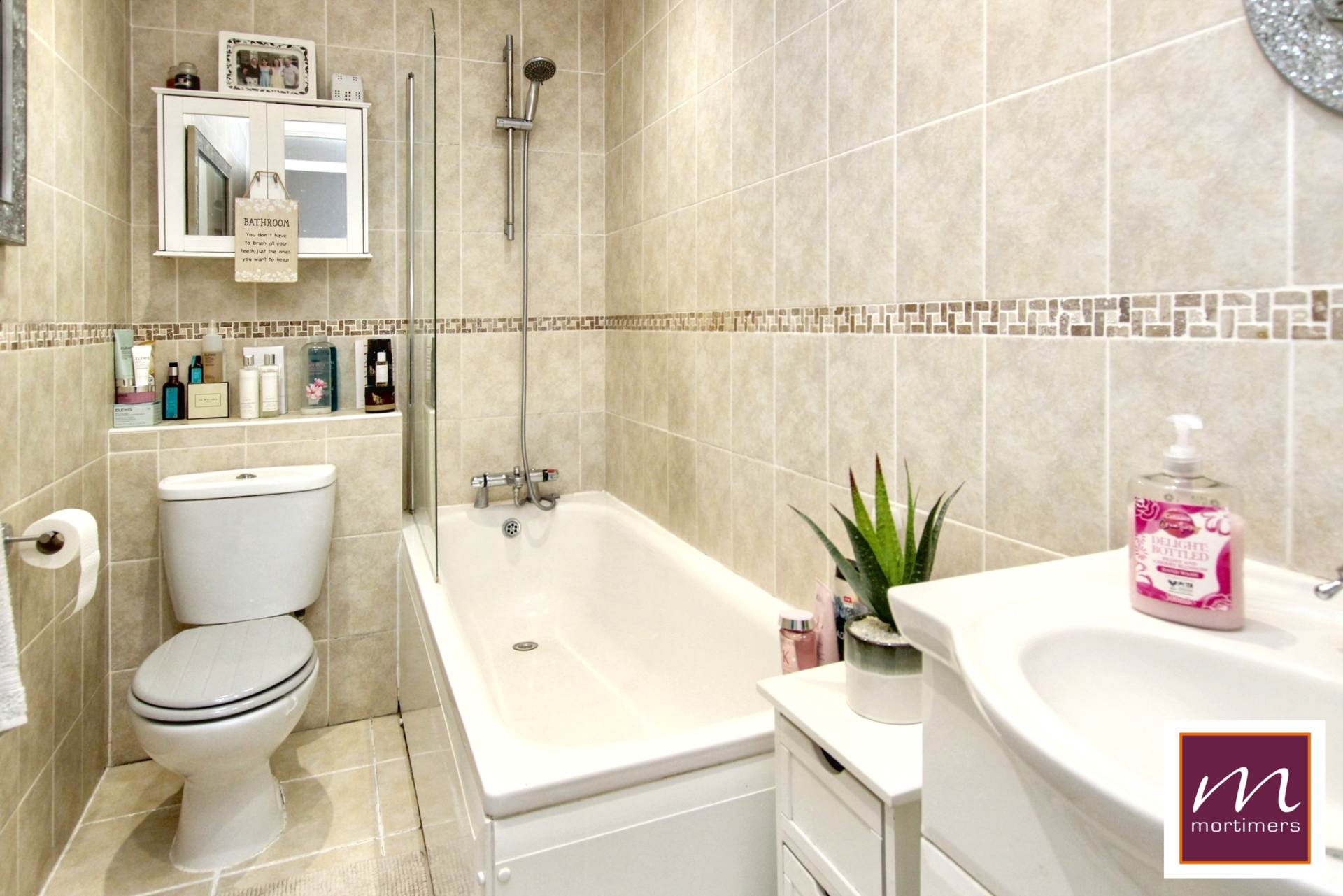 Additional Property Image 2 bedroom Terraced for sale in Aylesbury 8