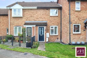 2 bedroom Terraced for sale in Aylesbury