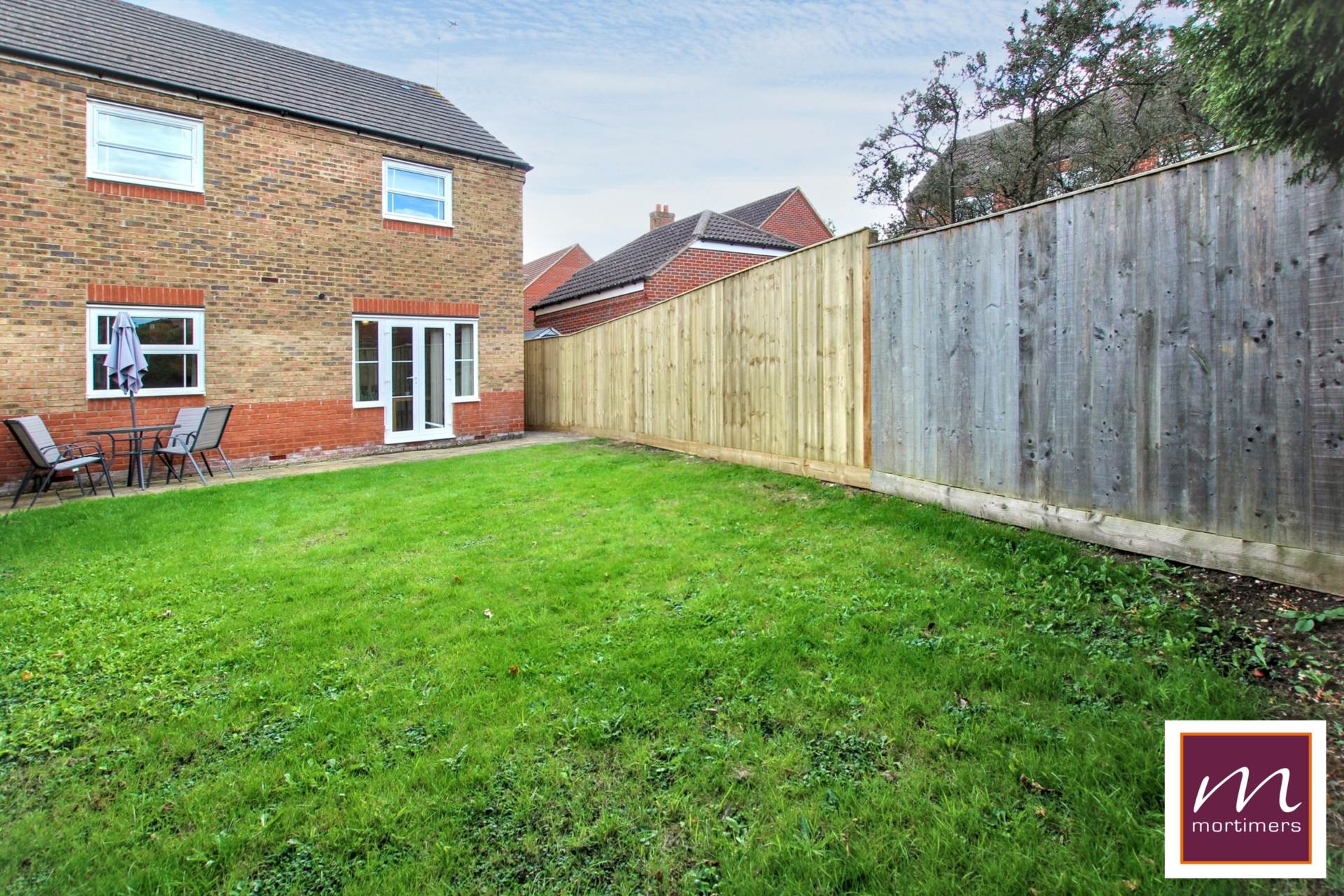 Additional Property Image 4 bedroom End of Terrace for sale in Aylesbury 32