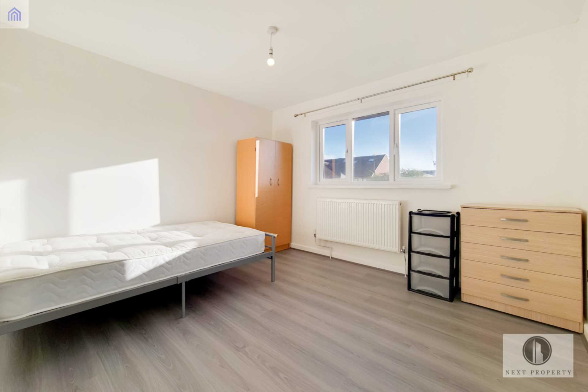 Additional Property Image 4 bedroom House to rent in London 15