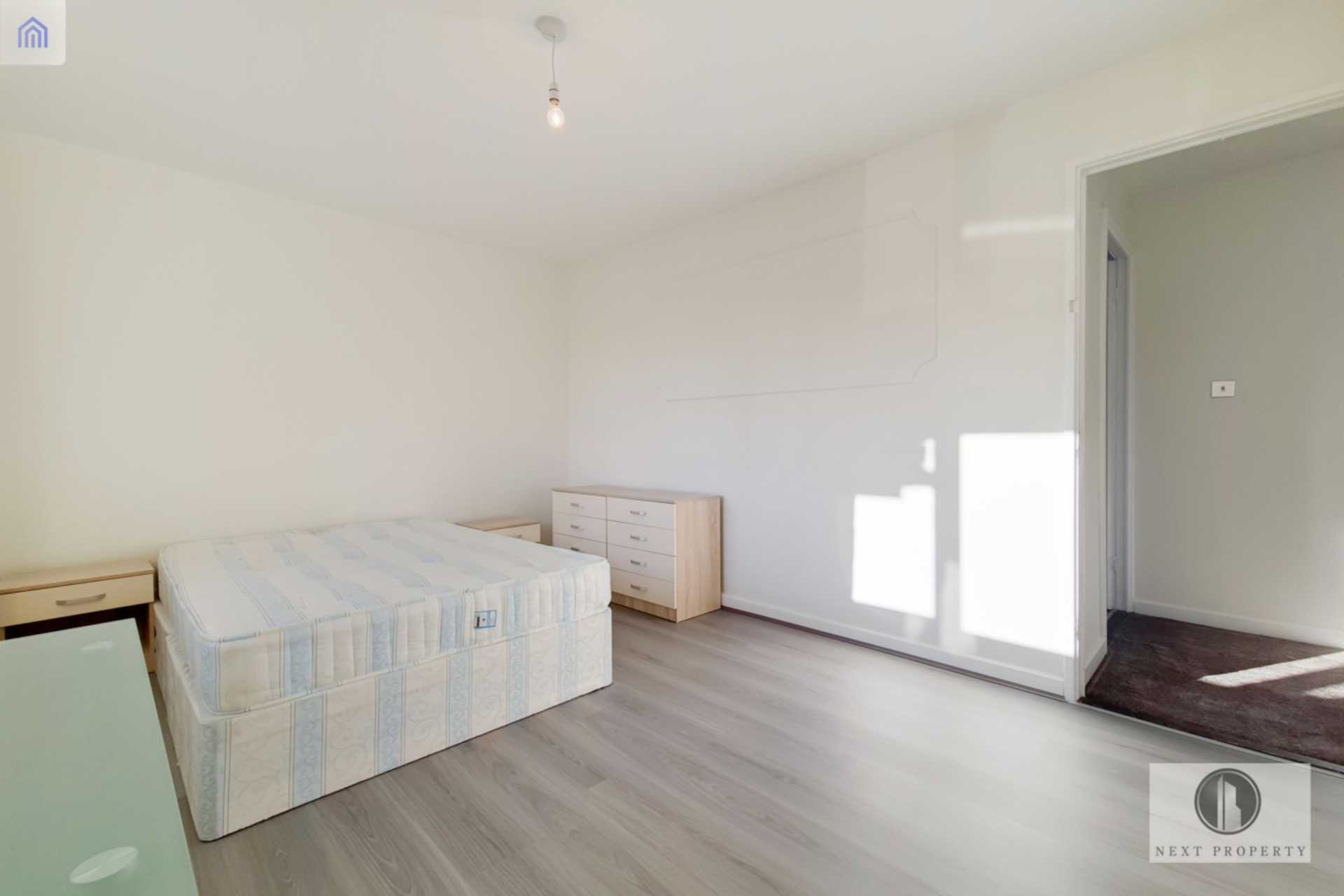 Additional Property Image 4 bedroom House to rent in London 18