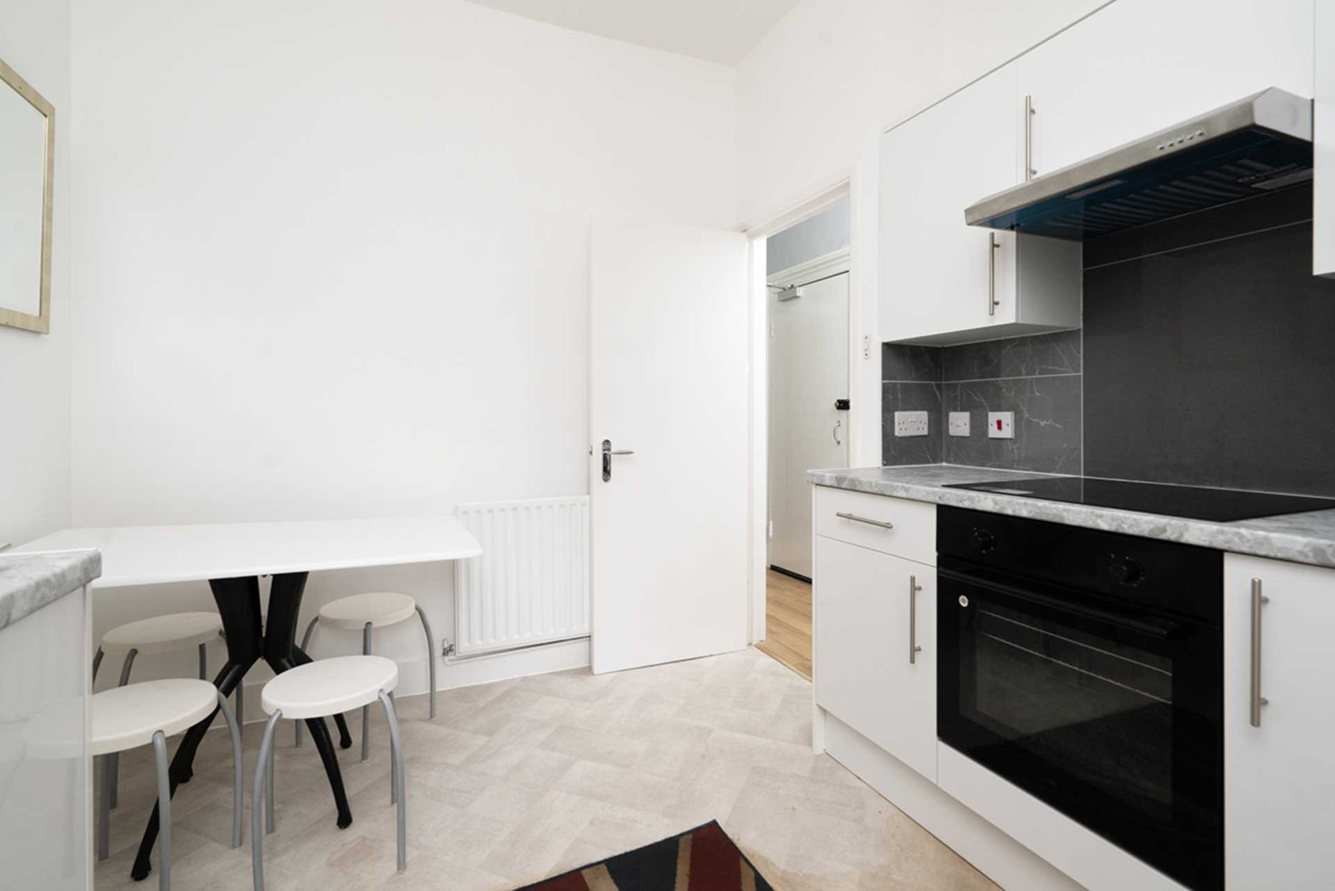 Additional Property Image 3 bedroom Maisonette to rent in London 4