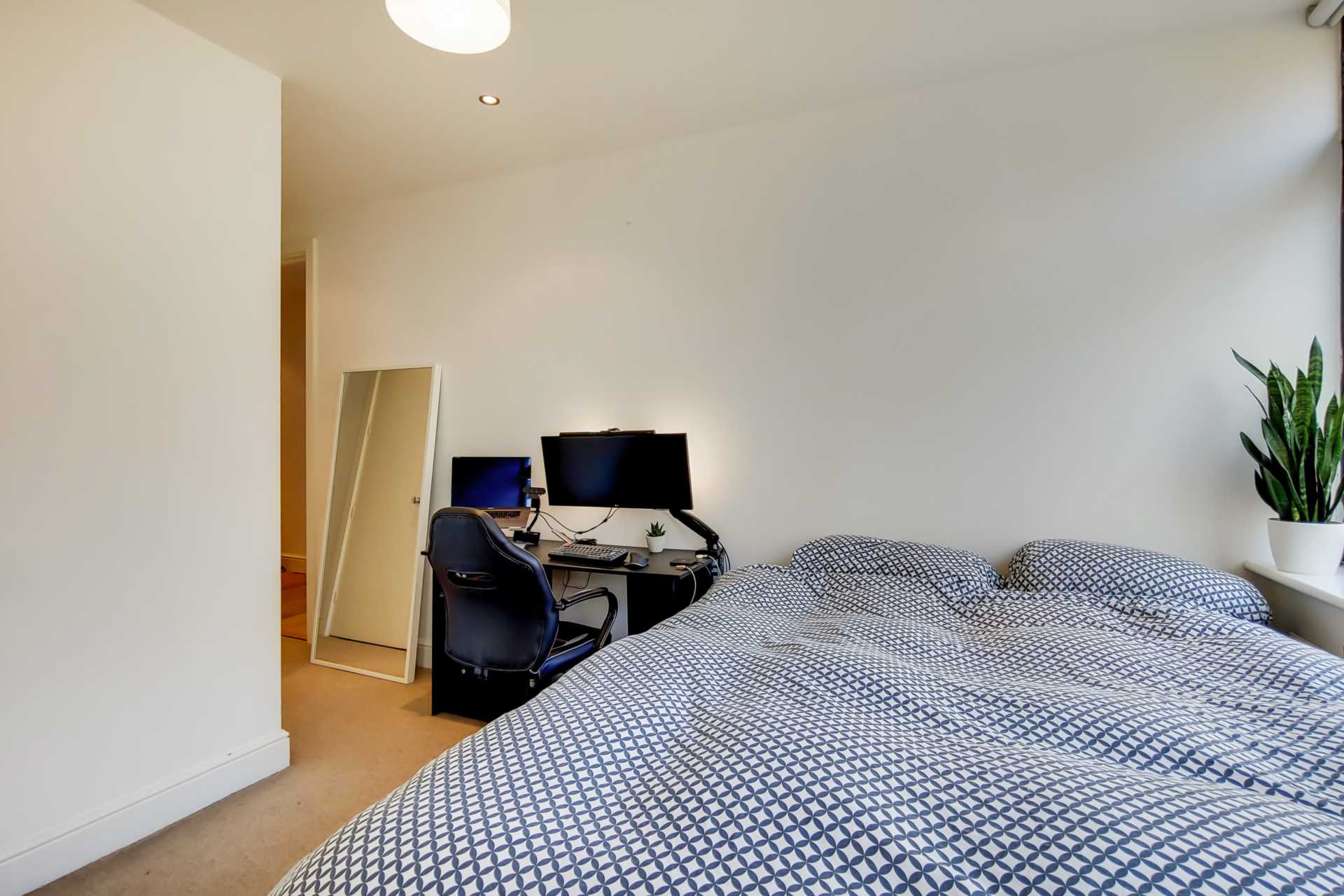 Additional Property Image 2 bedroom Flat to rent in London 7