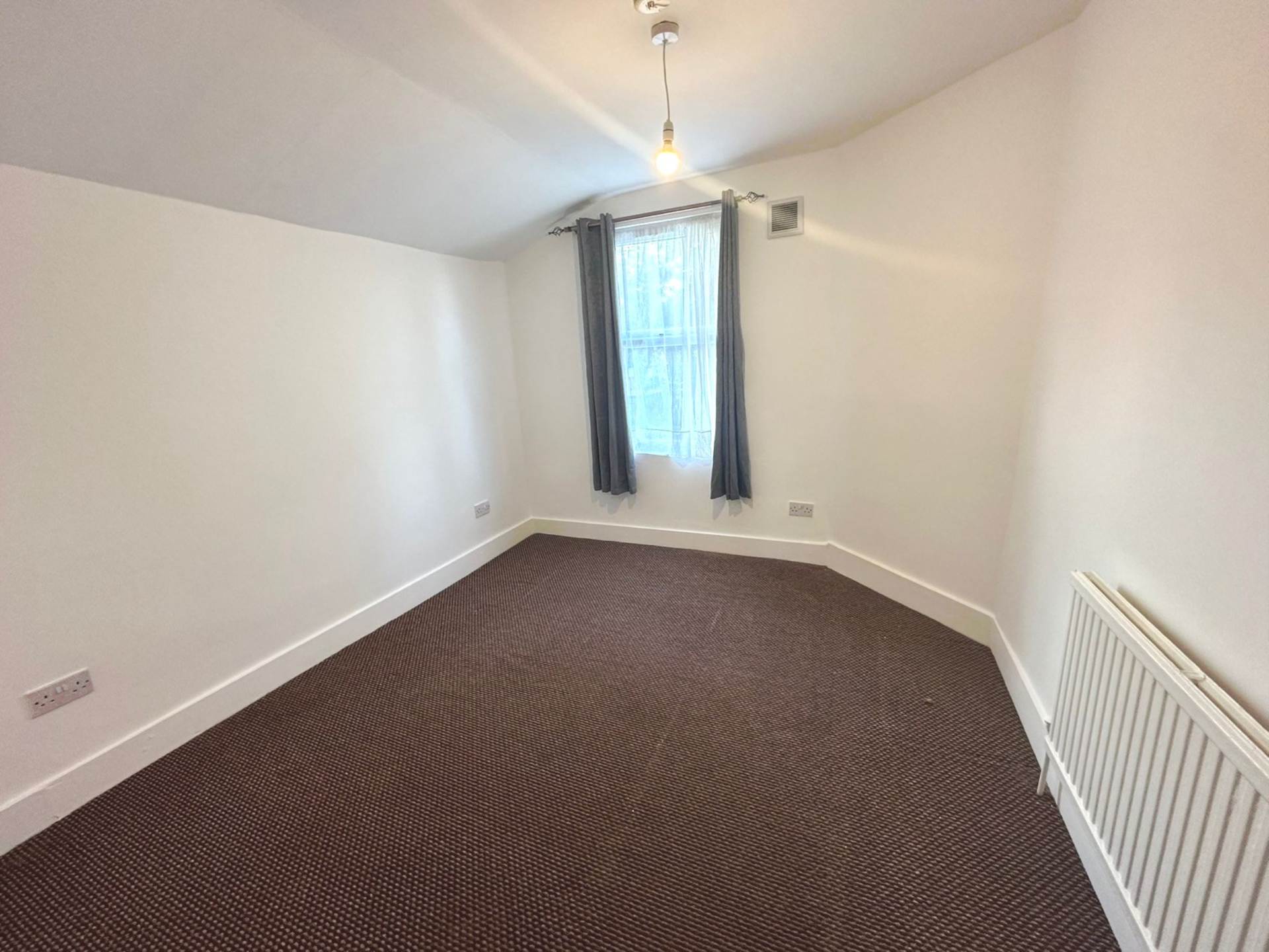 Additional Property Image 2 bedroom Flat to rent in London 4