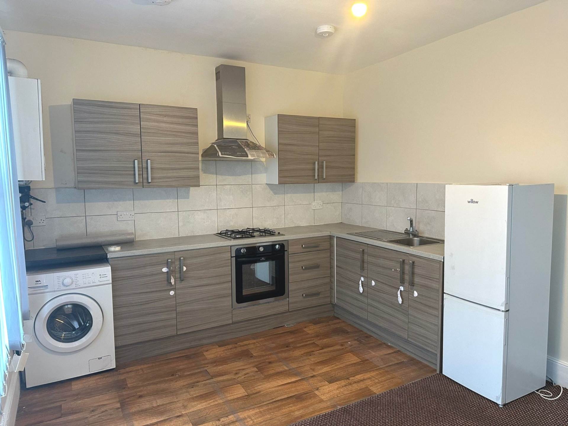 Additional Property Image 2 bedroom Flat to rent in London 9