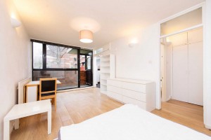 0 bedroom Studio to rent in London