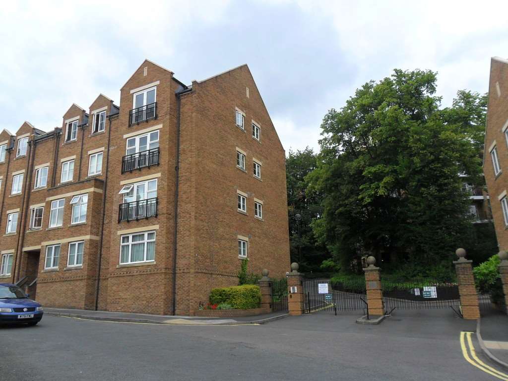 2 bedroom Apartment to rent in Sutton Coldfield