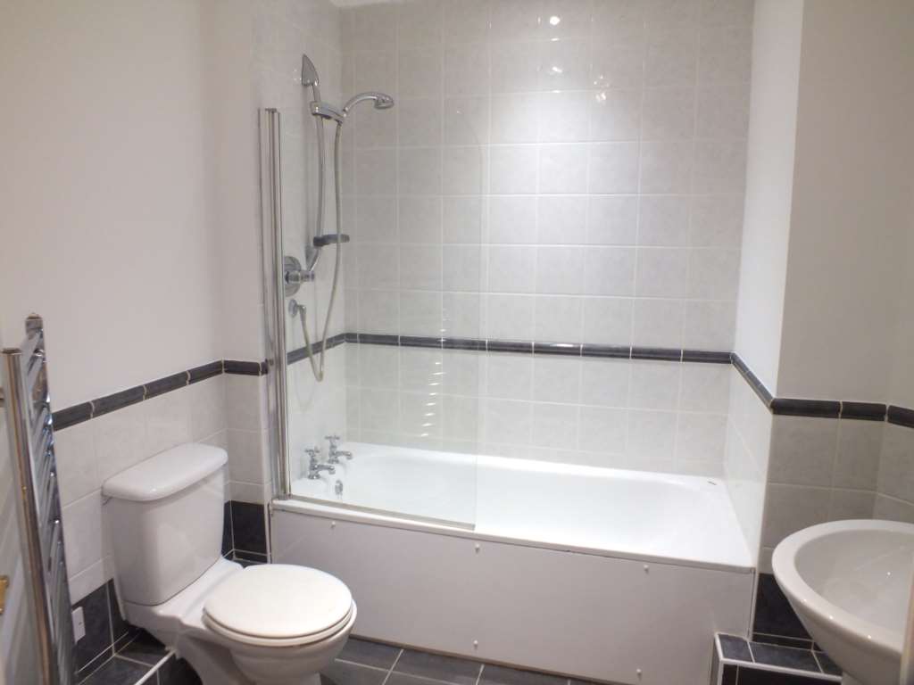 Additional Property Image 2 bedroom Apartment to rent in Sutton Coldfield 3