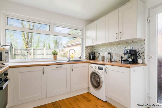 Additional Property Image 3 bedroom Semi Detached for sale in Johnstone 2