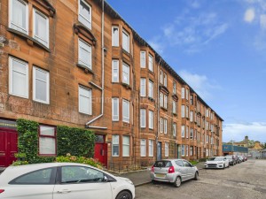 1 bedroom Flat to rent in Renfrew