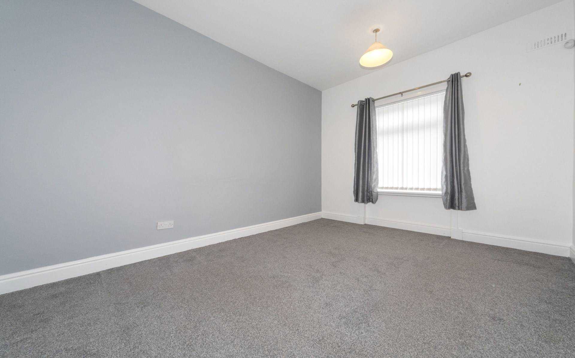 Additional Property Image 3 bedroom Flat to rent in Glasgow 11