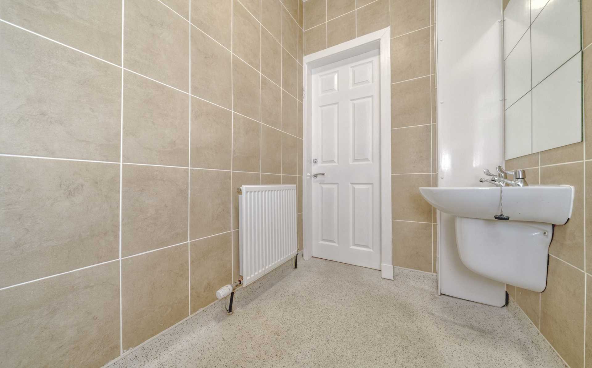Additional Property Image 2 bedroom Flat to rent in Glasgow 13