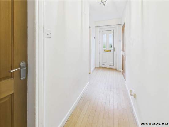 Additional Property Image 3 bedroom Flat to rent in Glasgow 2