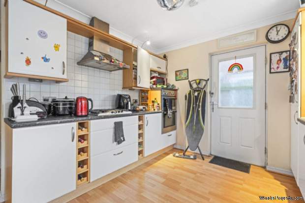 Additional Property Image 4 bedroom Detached to rent in Glasgow 7