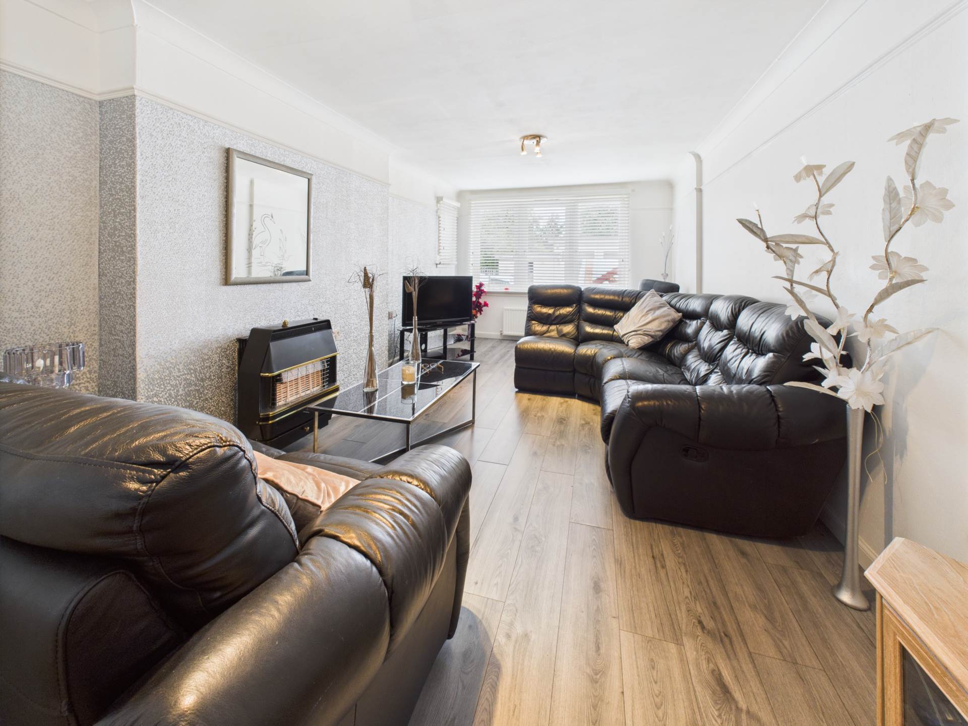 Additional Property Image 4 bedroom Terraced for sale in Glasgow 2
